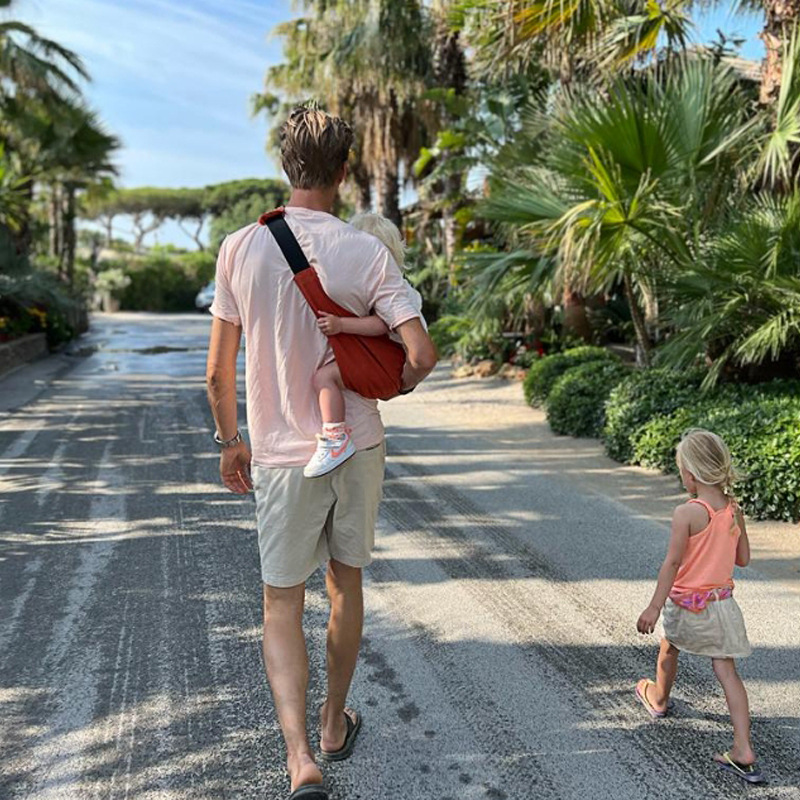 Children's Carrying Support
